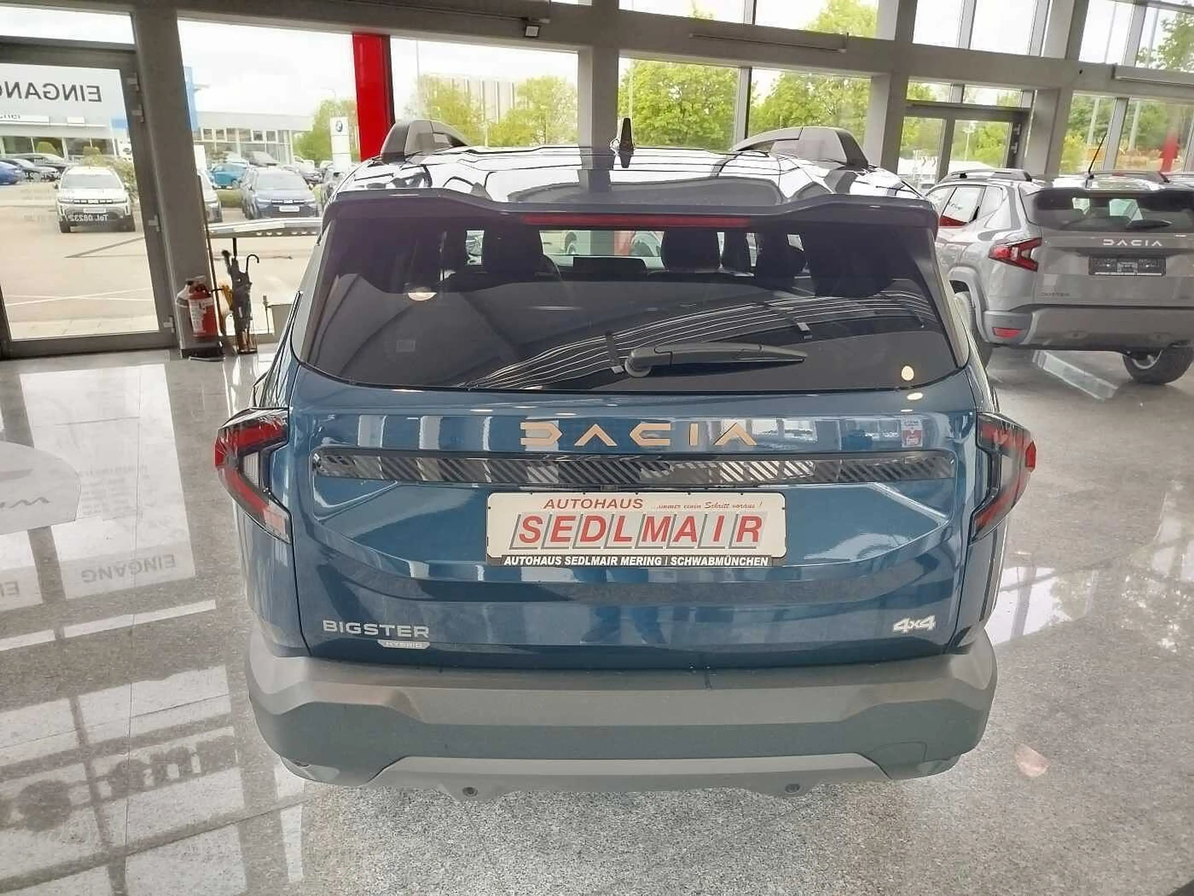 Dacia Bigster Hybrid-G 150 4x4 Extreme AHK/WINTER+/CITYPAKET/ELE — photo 5