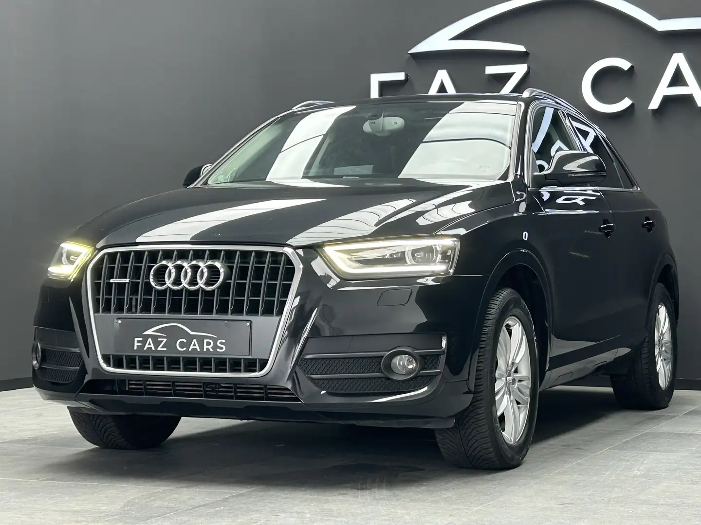 Audi Q3 2.0 TDi Quattro S tronic * XENON + T.APNO + CUIR * Negro - 2