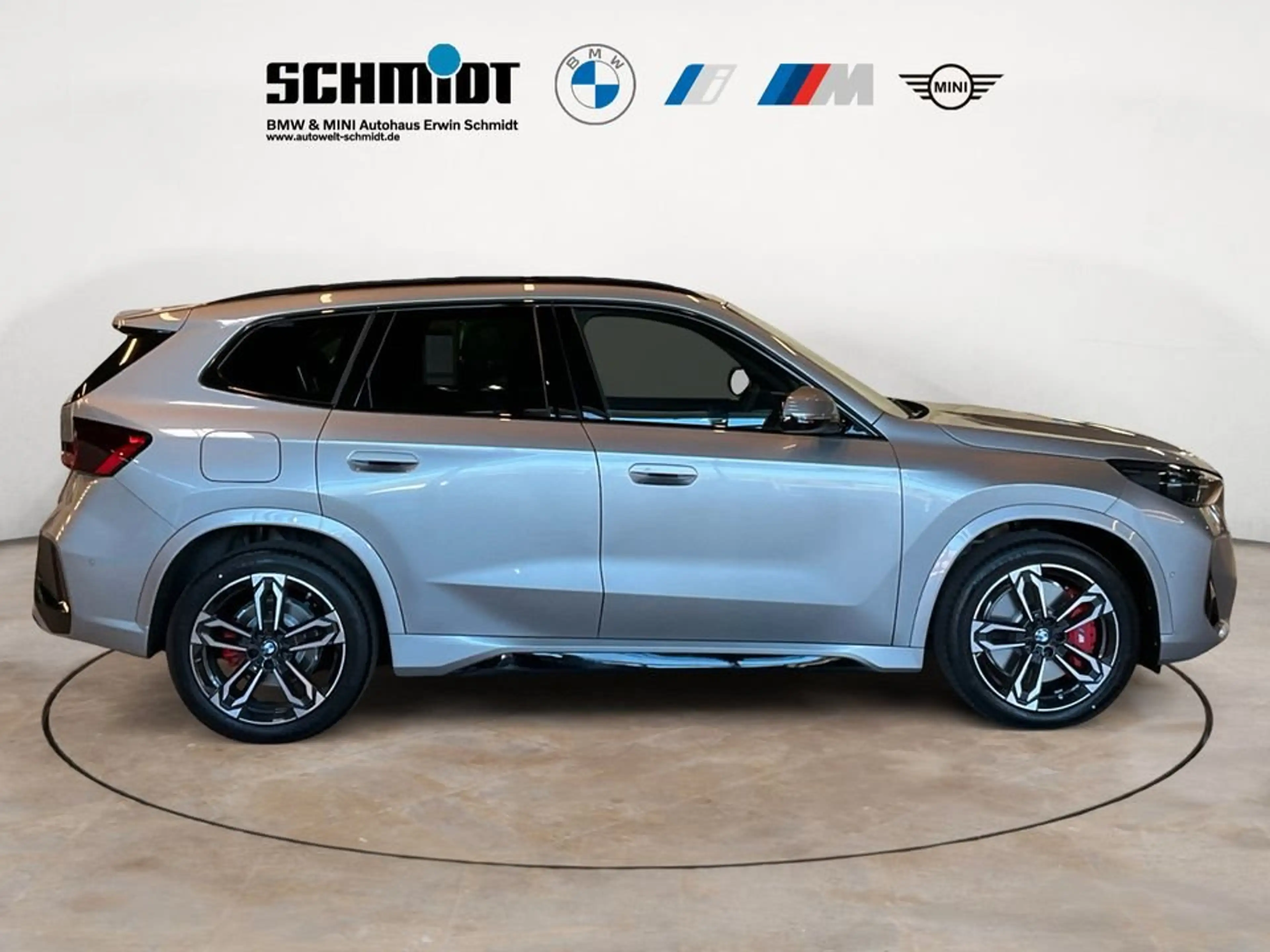 BMW iX1 eDrive20 M Sportpaket Pro UPE 66.260 EUR — photo 7