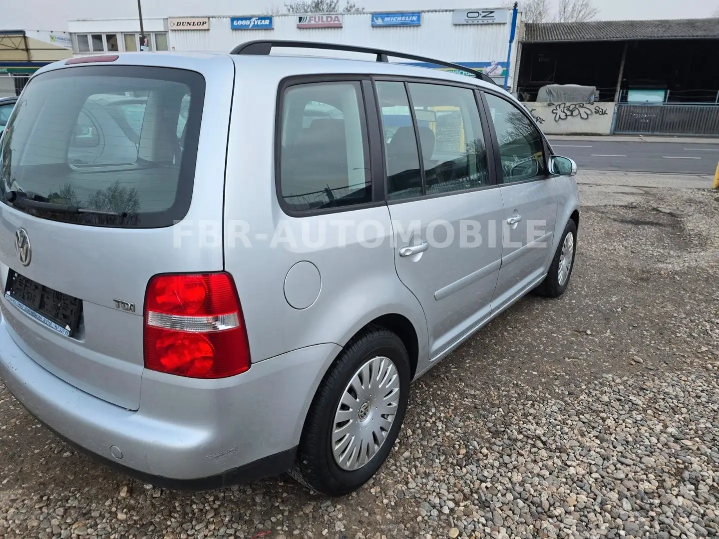 Volkswagen Touran Trendline,1.9 Diesel /5 Sitzer Silber - 2