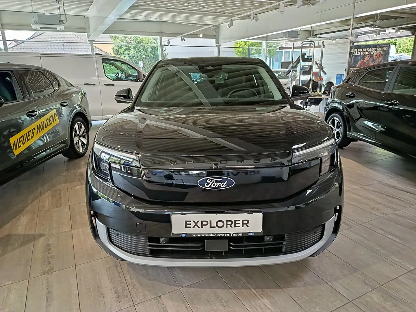 Ford Explorer Elektro 77kWh Premium Schwarz - 2