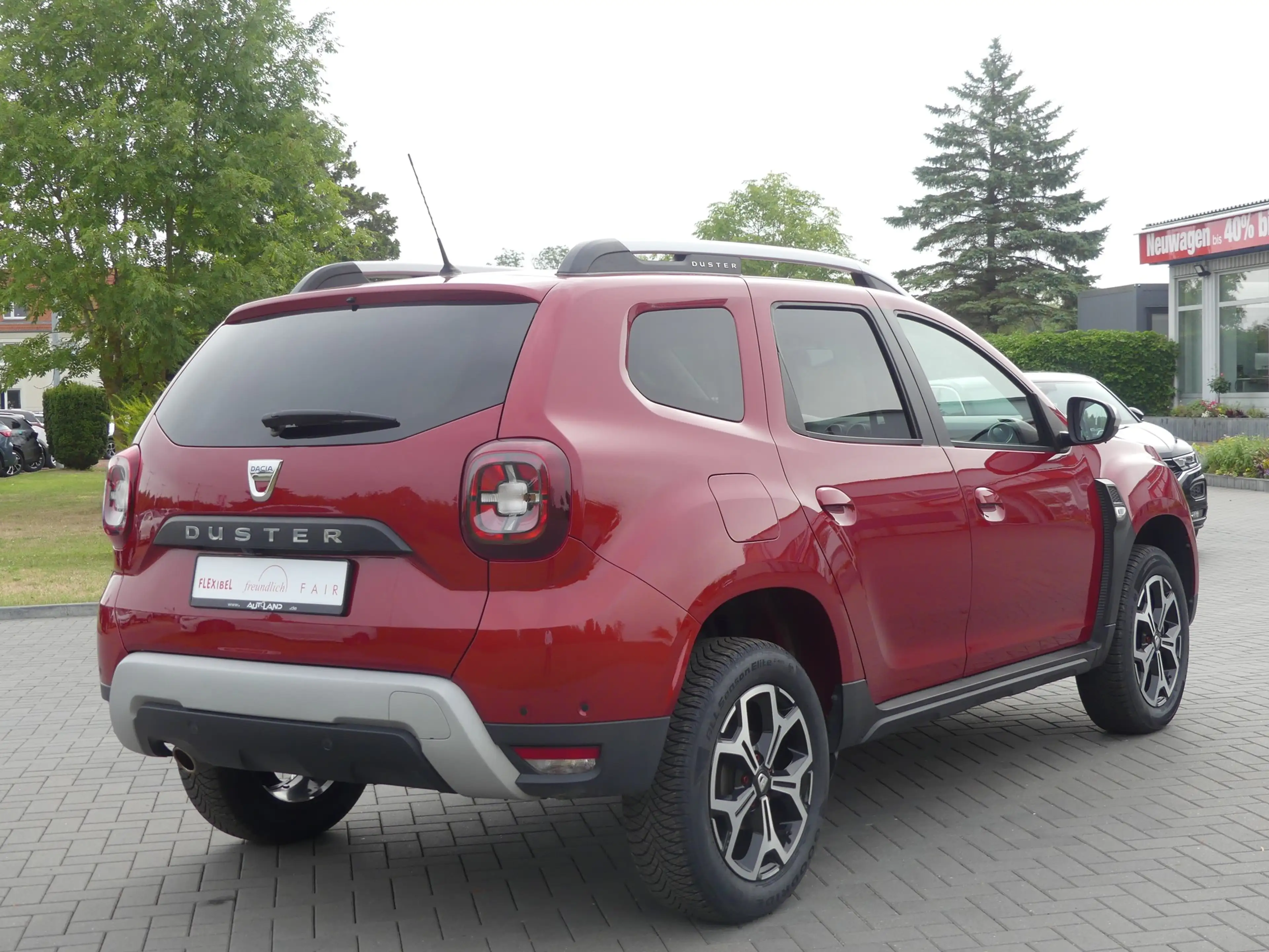 Dacia Duster II 1.3 TCE Prestige Navi 360° Totwinkel — photo 4
