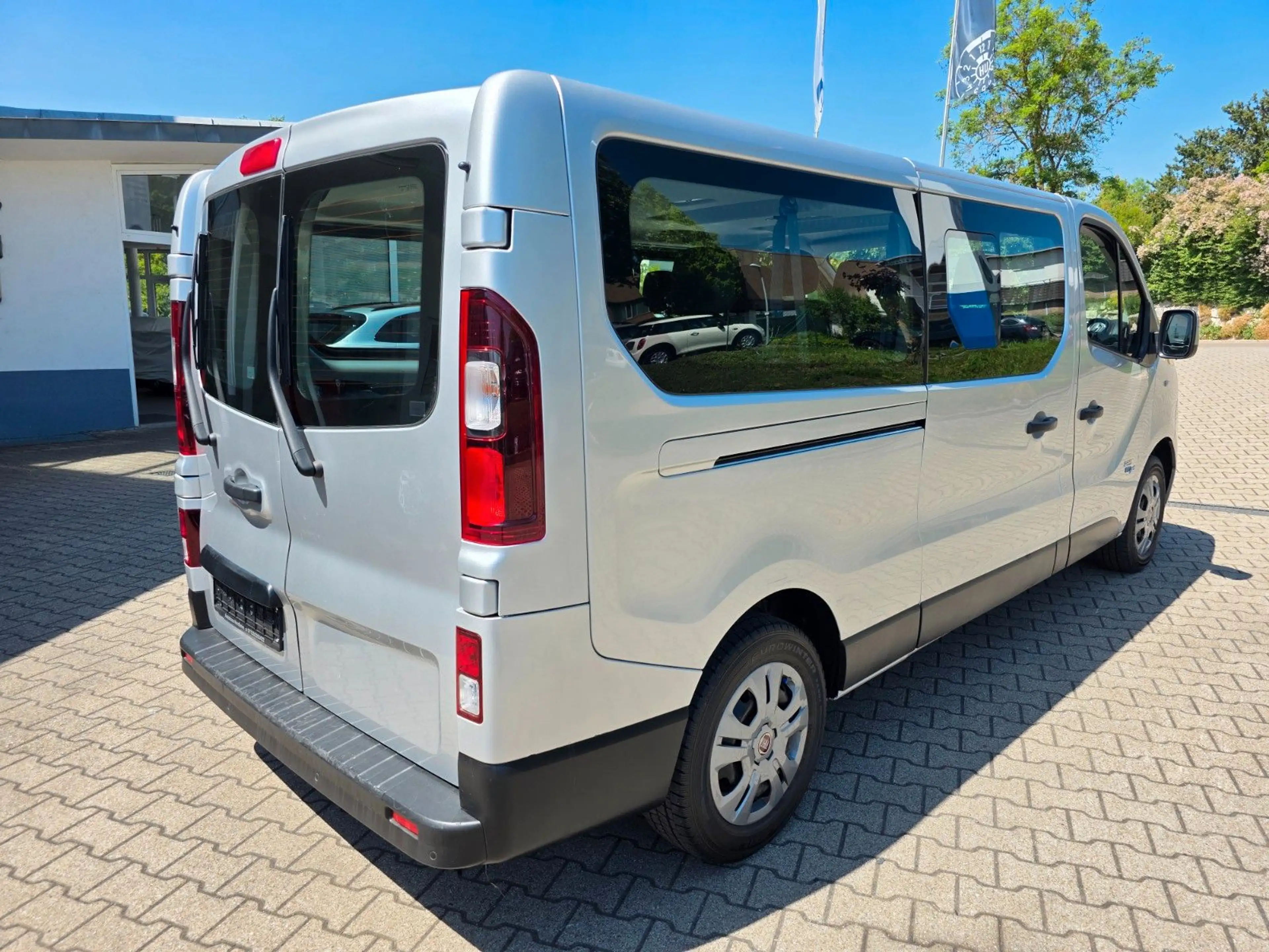 Fiat Talento Kombi L2H1 Family/9-Sitzer/Klima/PDC — photo 6