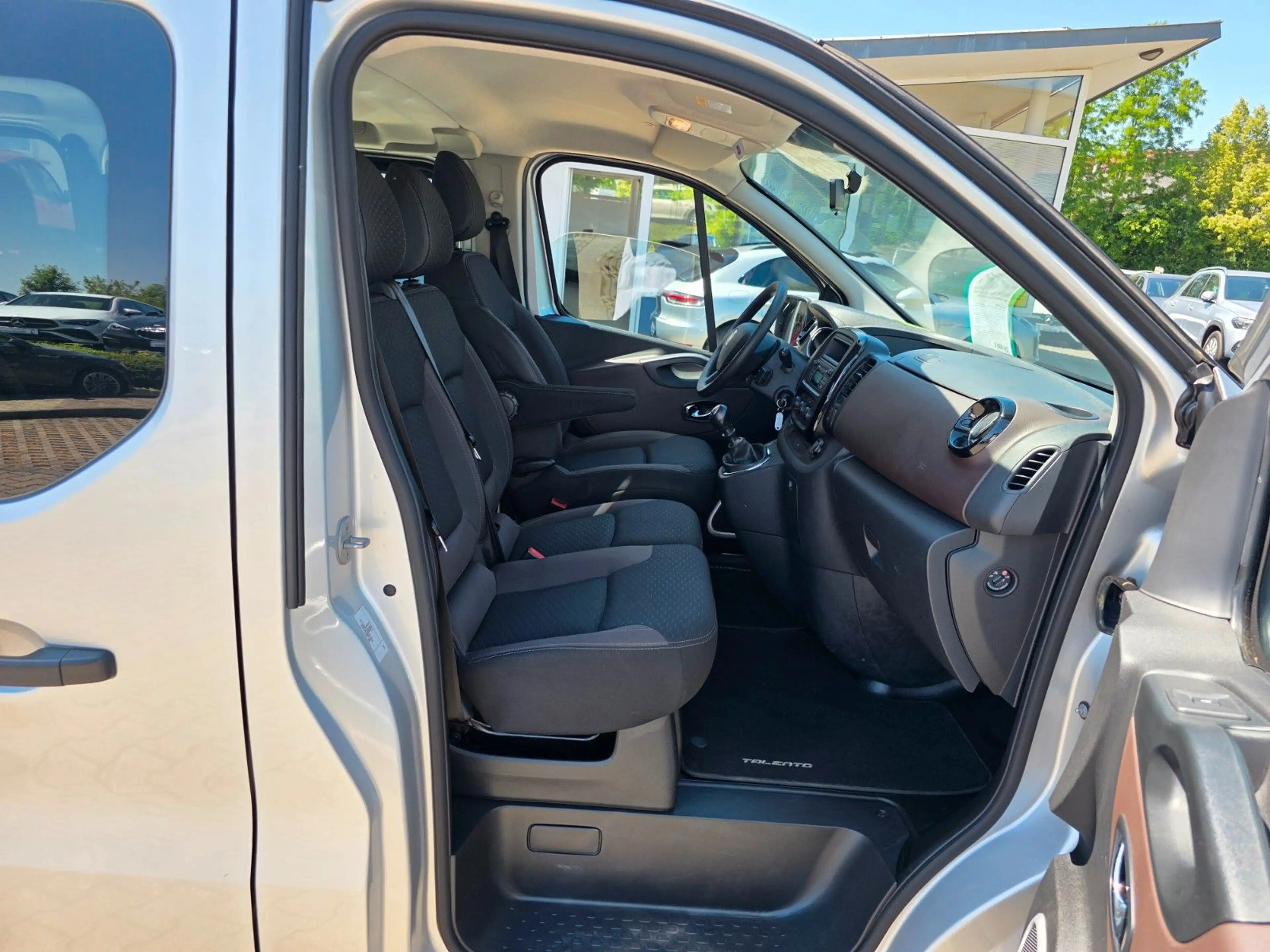 Fiat Talento Kombi L2H1 Family/9-Sitzer/Klima/PDC — photo 15