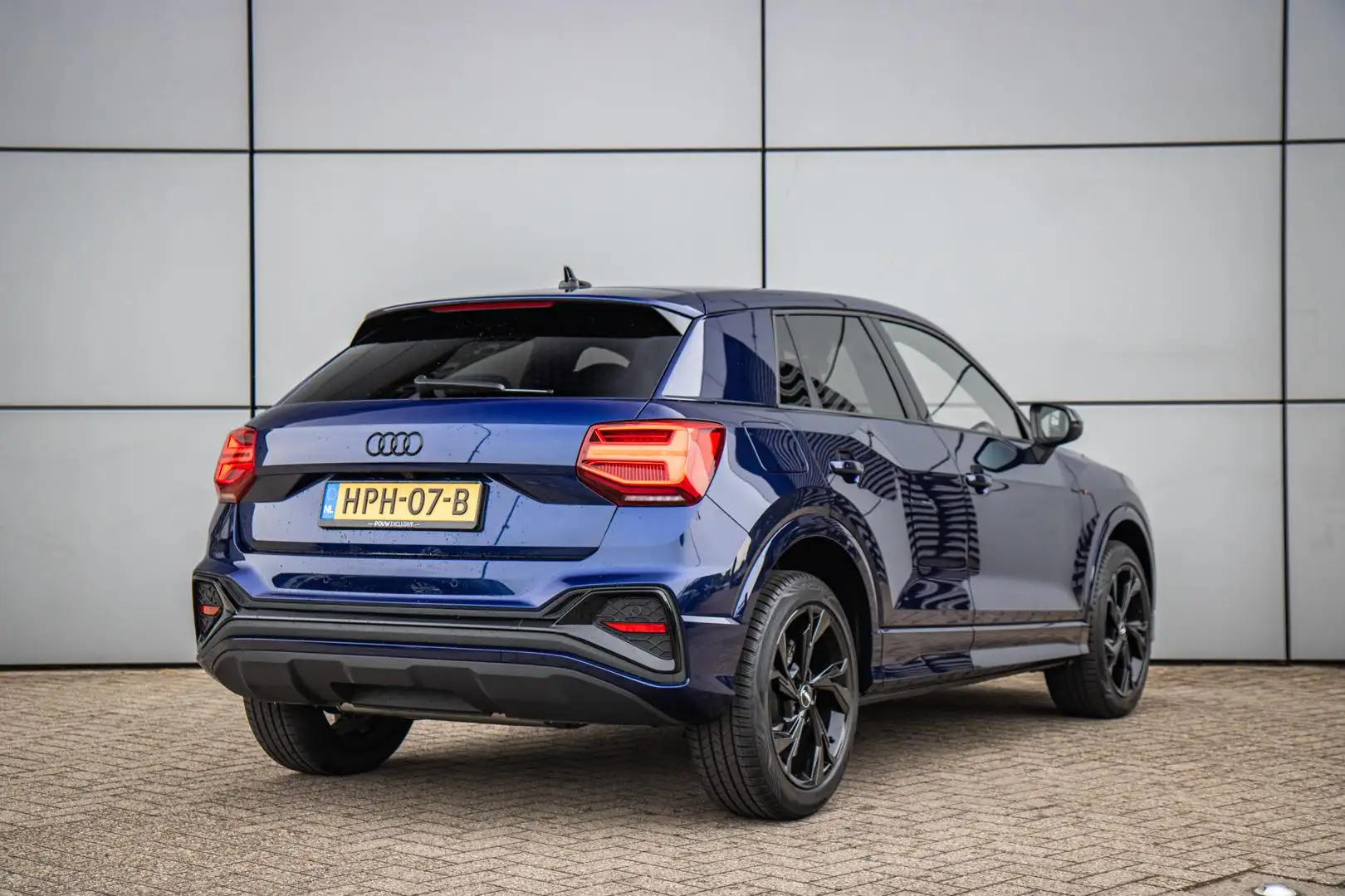 Audi Q2 35 TFSI 150pk S-tronic S Edition | Apple Carplay/A Blauw - 2