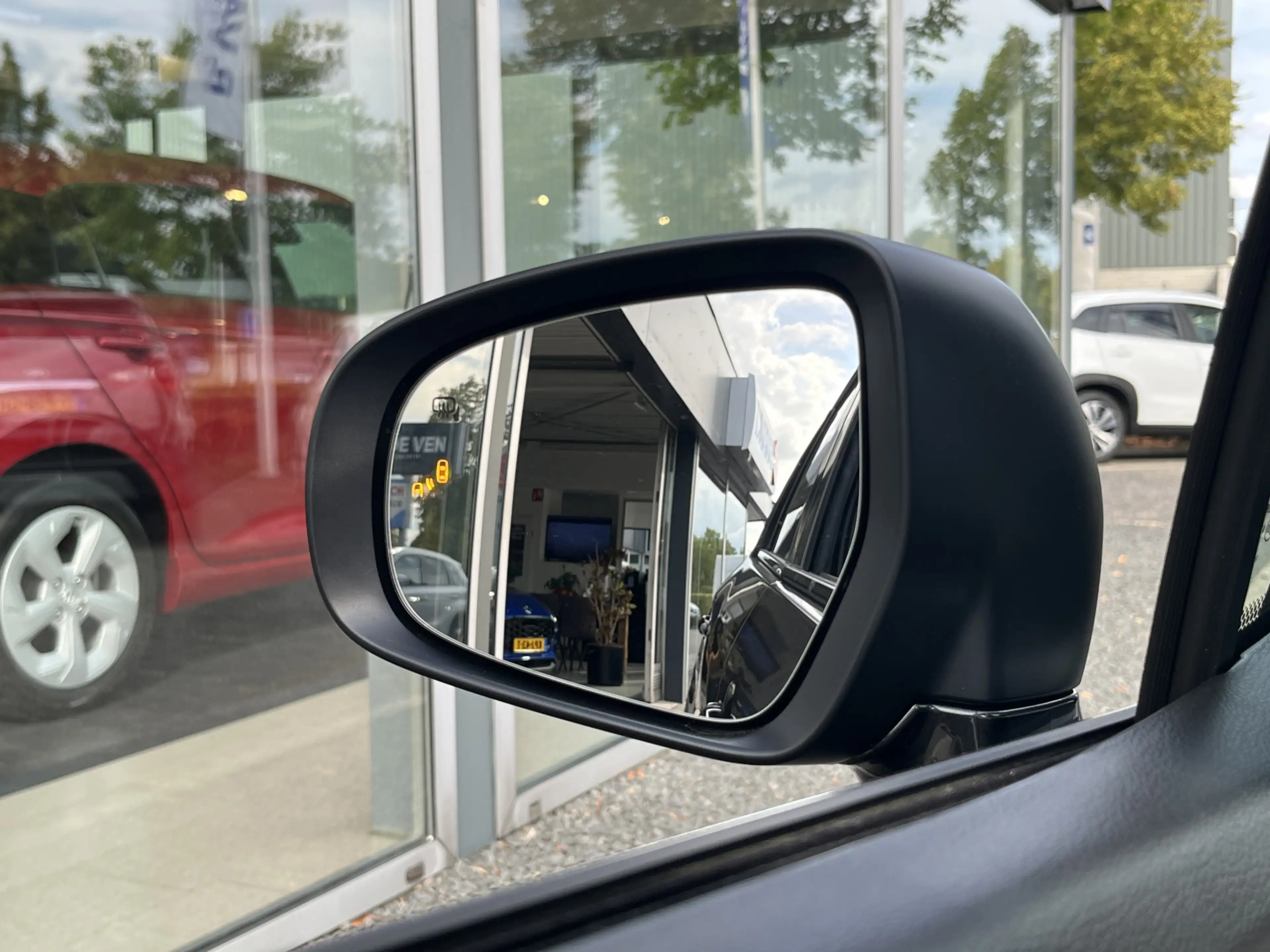 Suzuki S-Cross 1.4 Boosterjet Special Edition Smart Hybrid Automa — photo 25