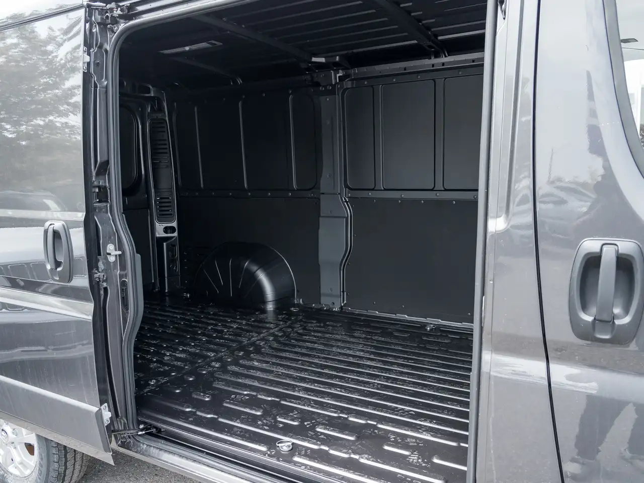 RAM ProMaster 1500 снимка RAM ProMaster 1500