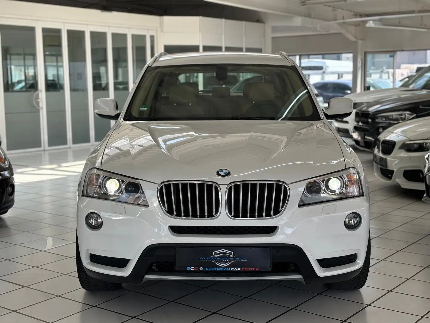 BMW X3 xDRIVE 28i DEUTSCH*Bi-XENON*HUD*Hi-Fi* Weiß - 2