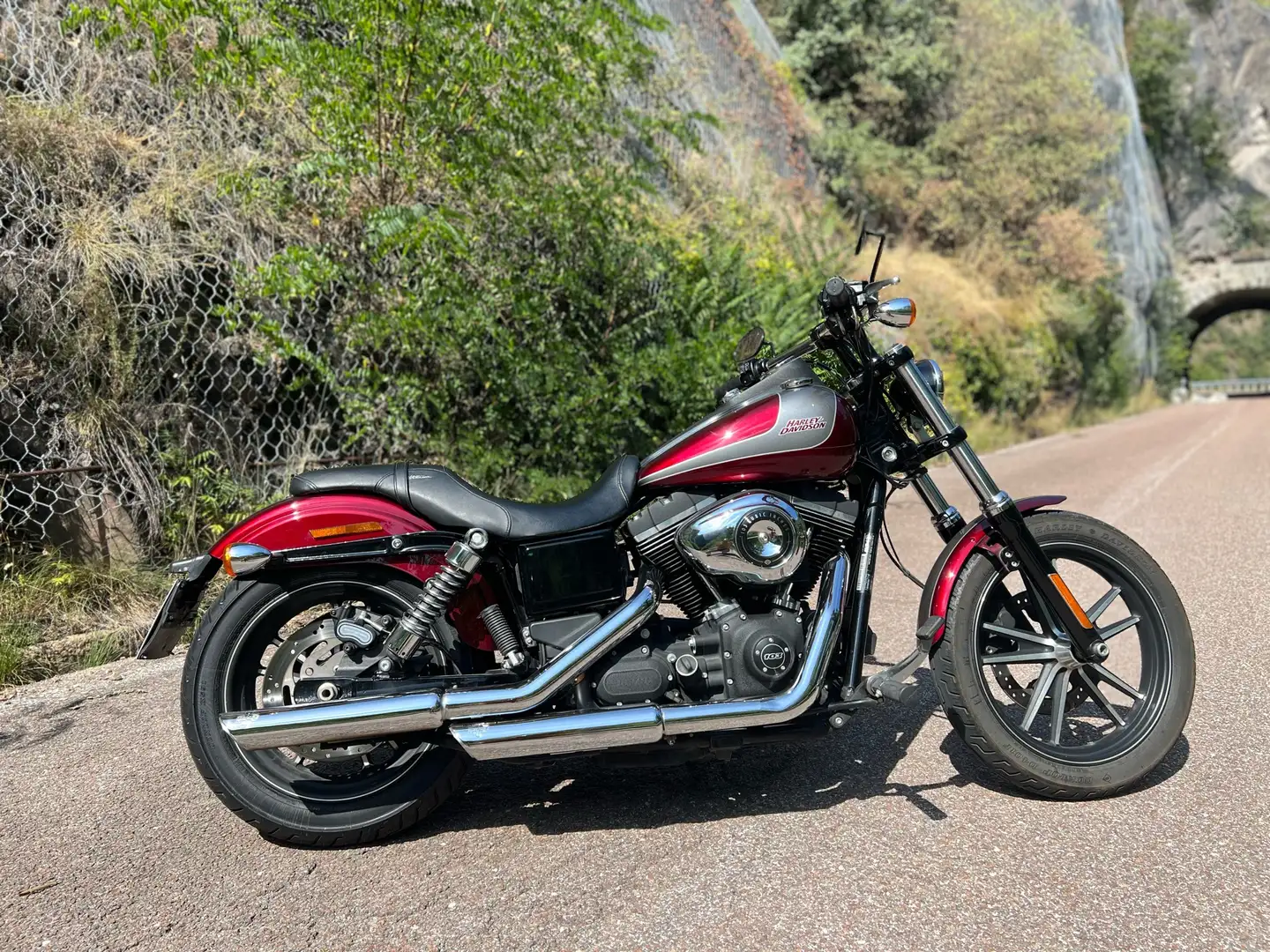 Harley-Davidson Dyna Street Bob FXDBB 103 - Special Edition - 2