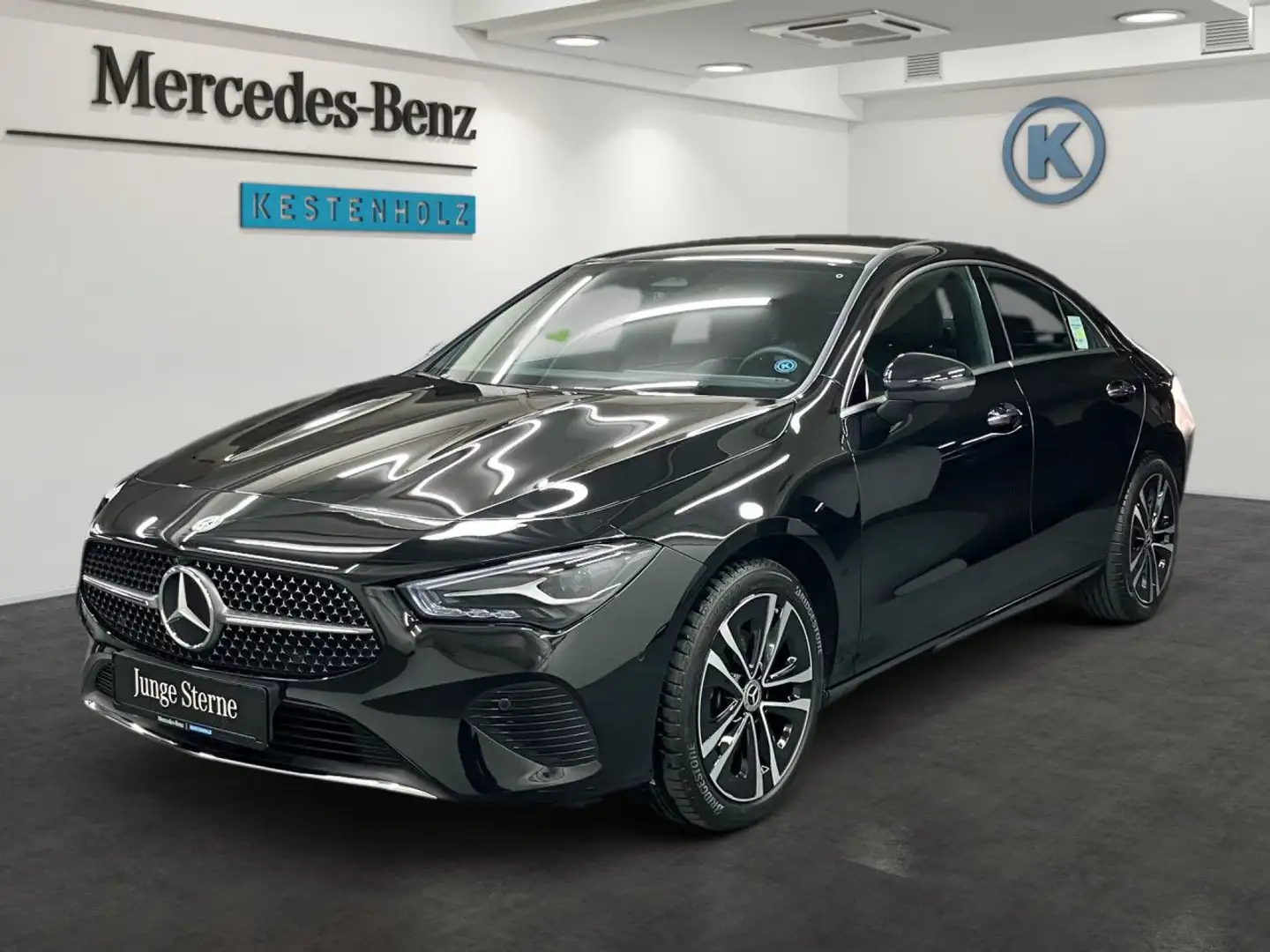Mercedes-Benz CLA 200 Cp. Carbon LED Keyl-GO Kamera Laderaump Negro - 2