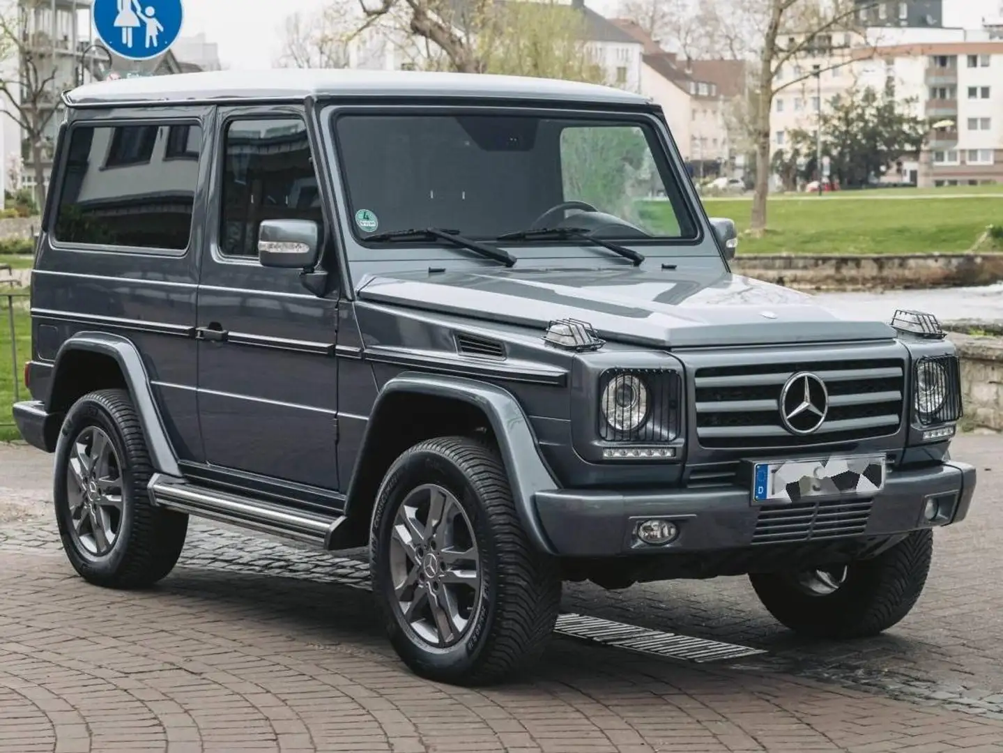 Mercedes-Benz G 230 G350 SWB Grau - 1
