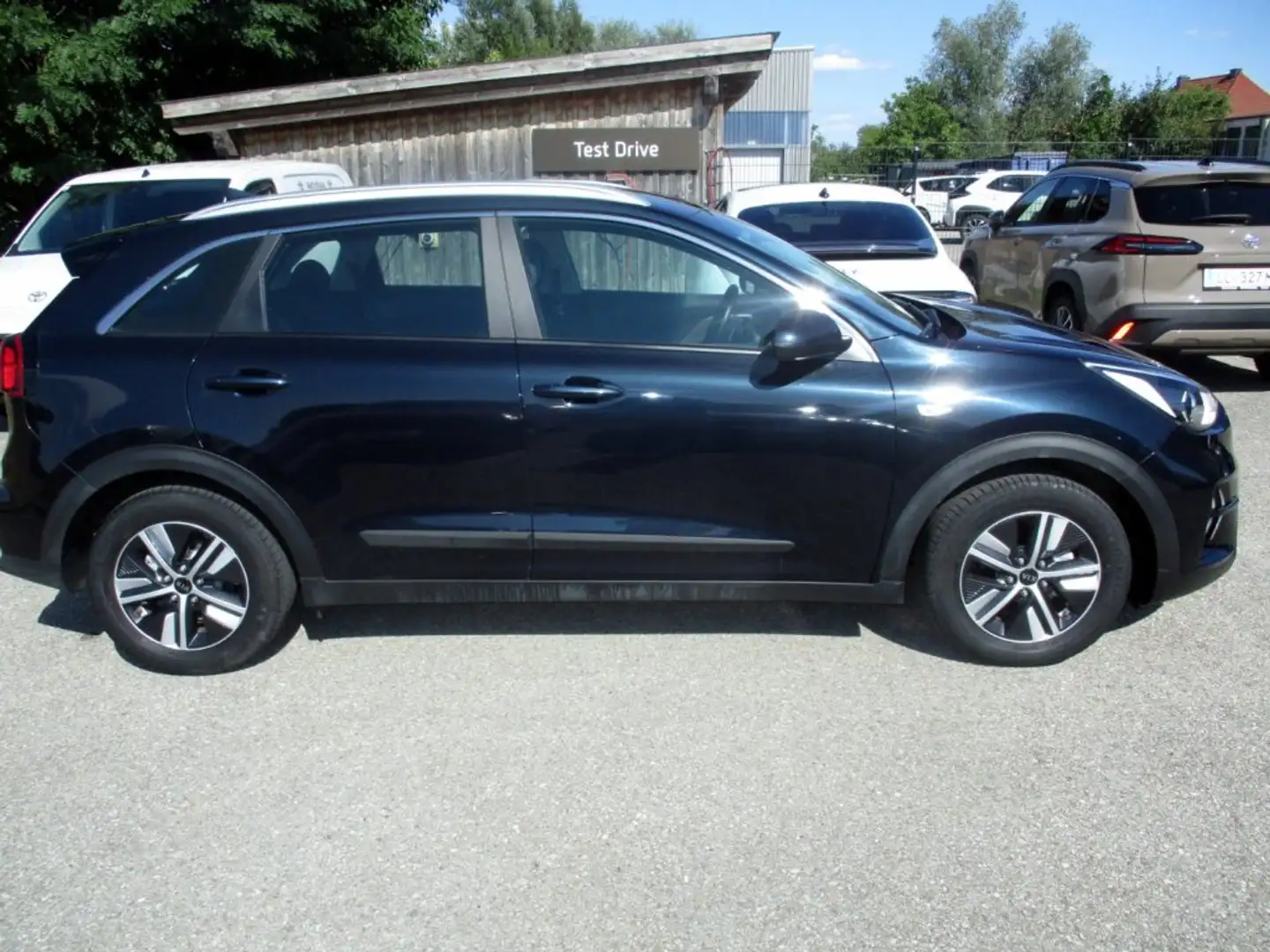 Kia Niro 1,6 HEV silber Blau - 2