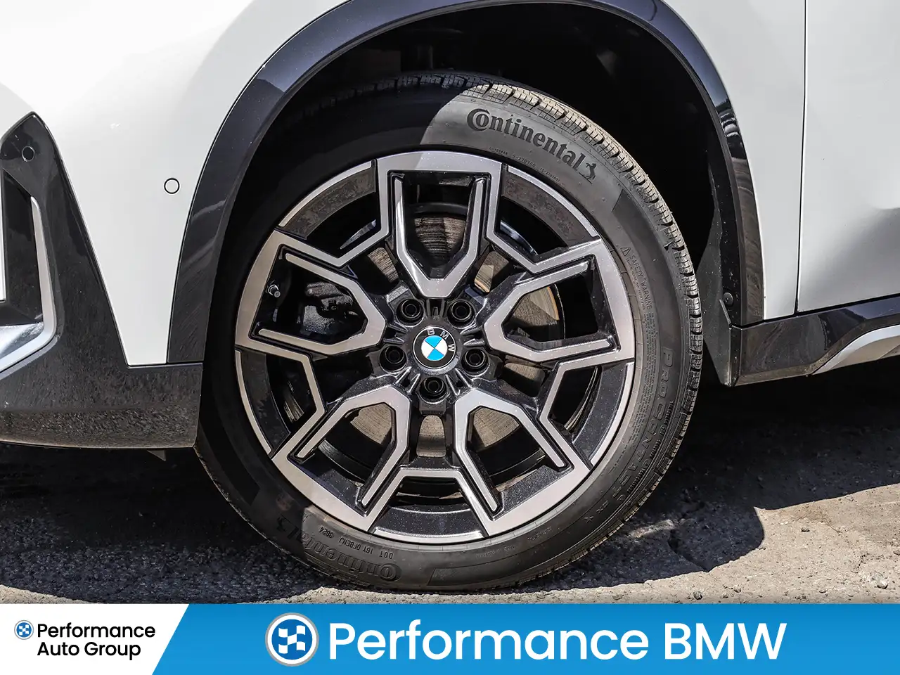 BMW X1 photo BMW X1
