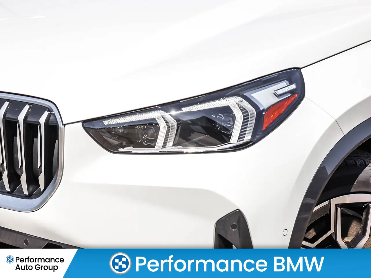 BMW X1 photo BMW X1