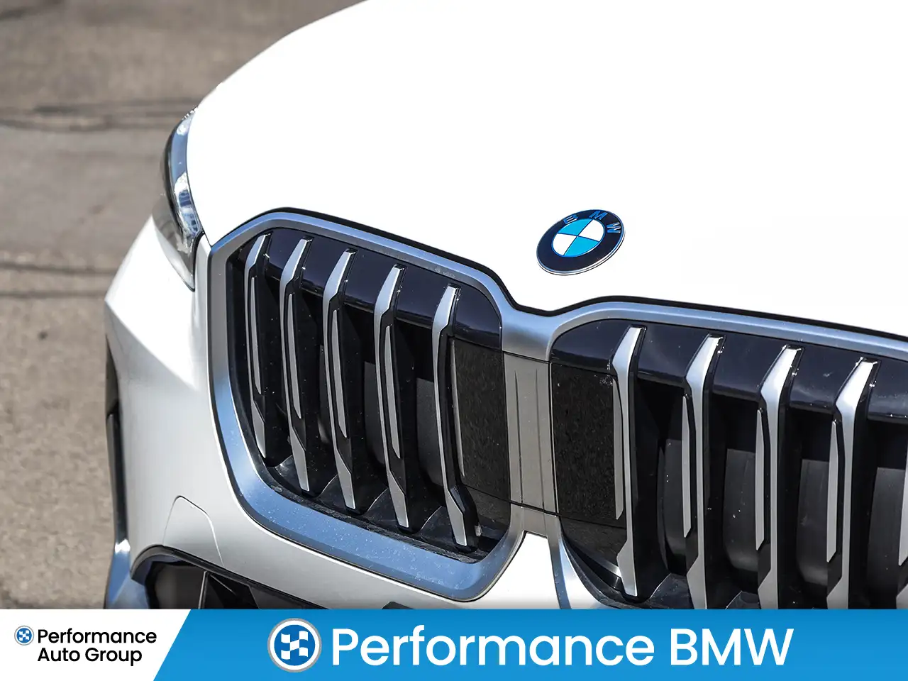 BMW X1 photo BMW X1