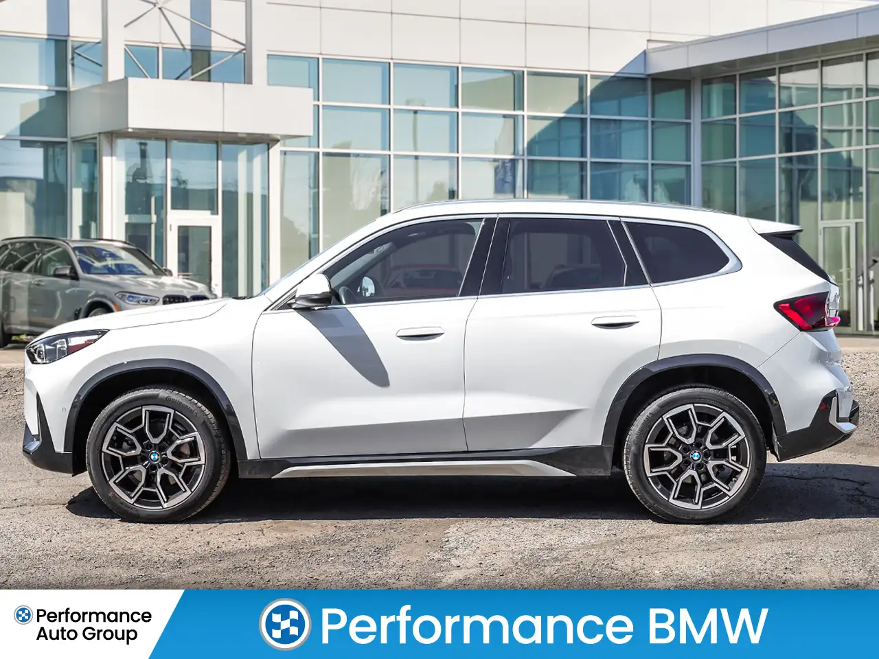 BMW X1 photo BMW X1