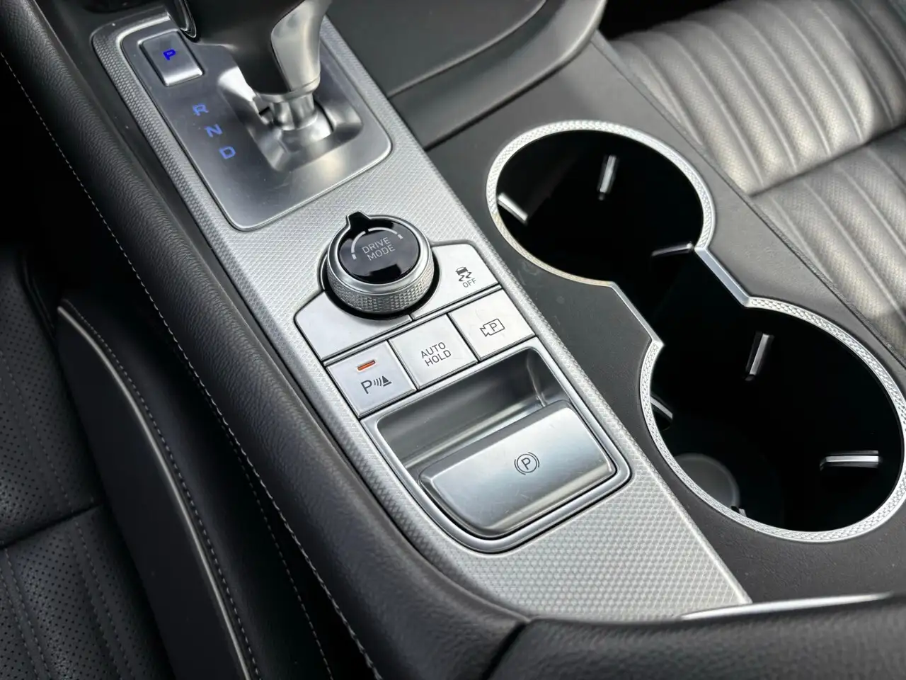 Genesis G70 снимка Genesis G70