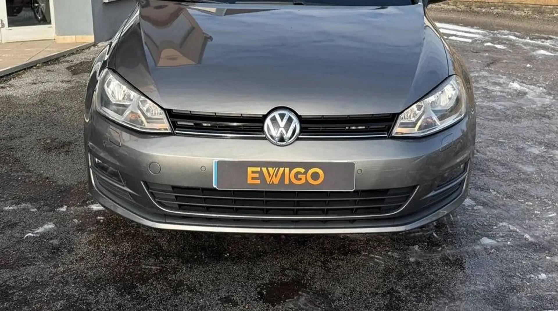 Volkswagen Golf 1.2 tsi 110 ch bluemotion lounge Gris - 2