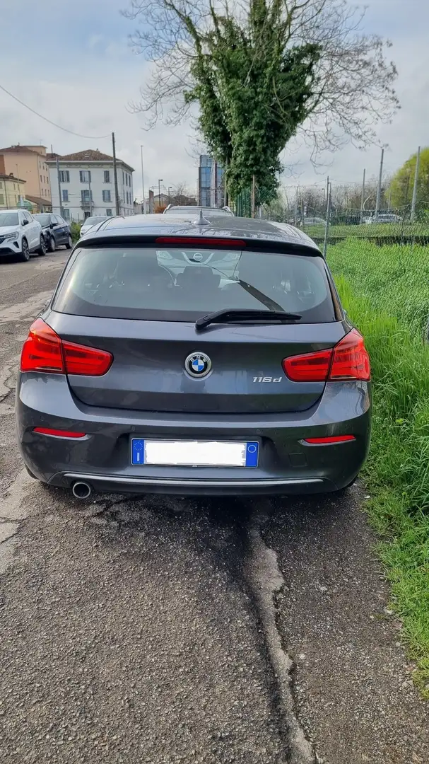 BMW 116 116d Urban 5p Grigio - 2