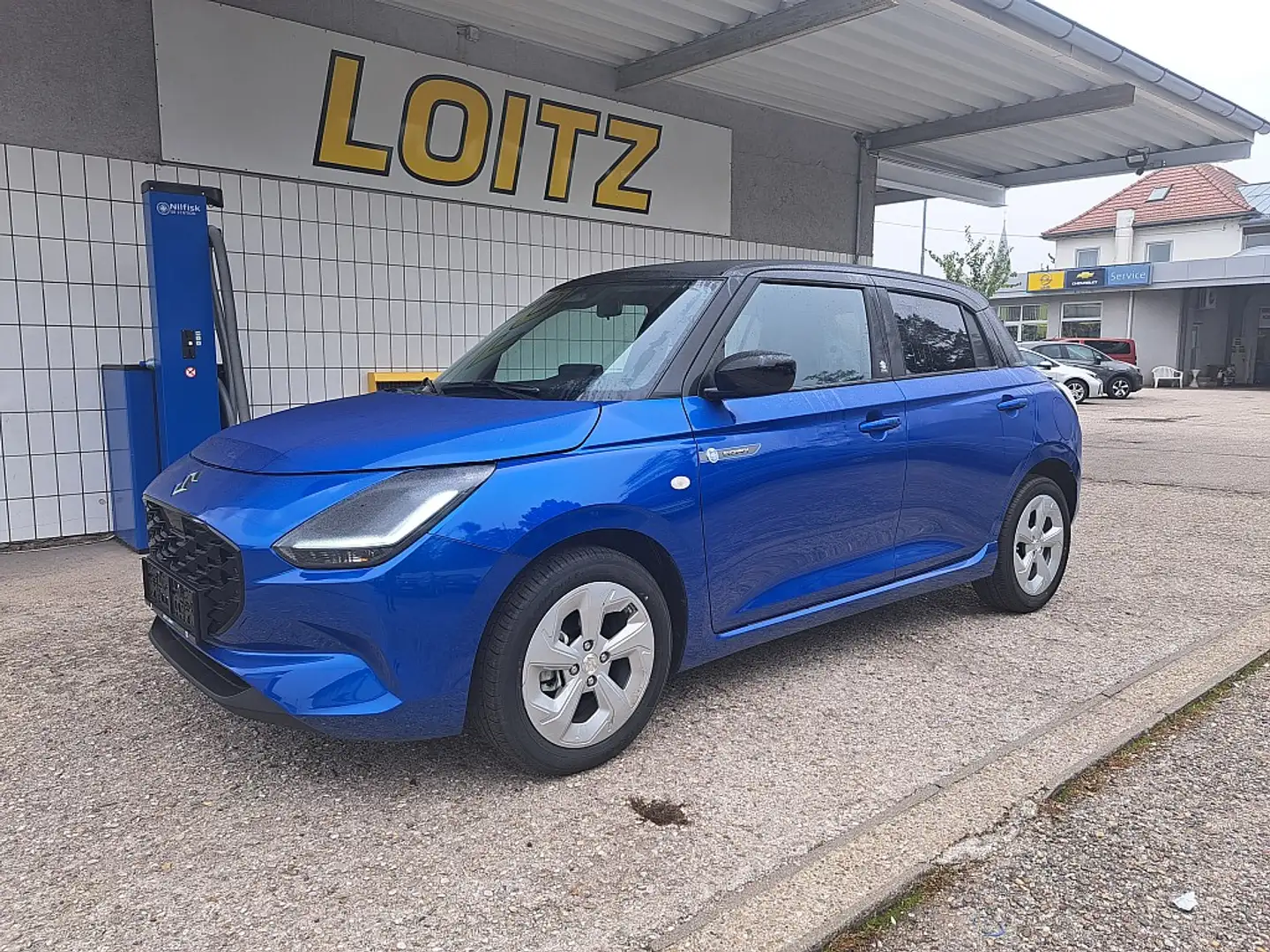 Suzuki Swift 1,2 Hybrid Shine CVT Aut. *„45 Jahre Suzuki Jub... Blau - 1