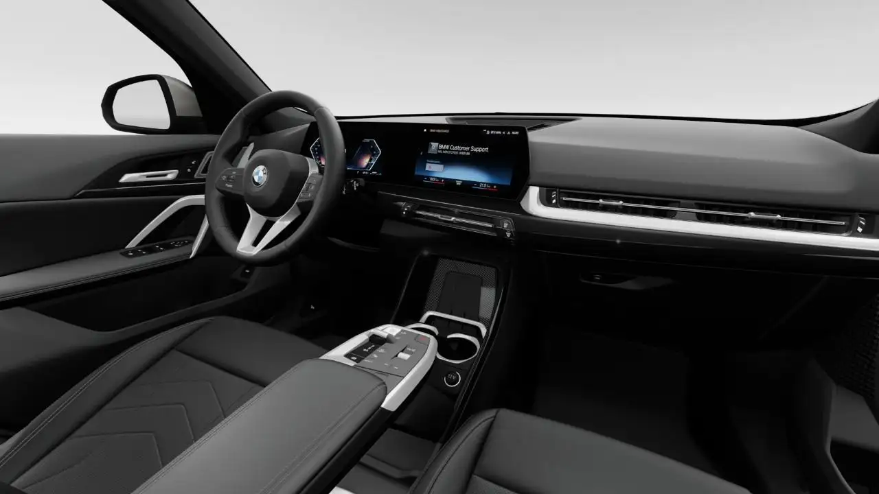 BMW X1 снимка BMW X1