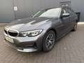 BMW 318 d 16900 HTVA/1ERmain/NAV/BVA/PDC Grijs - thumbnail 1