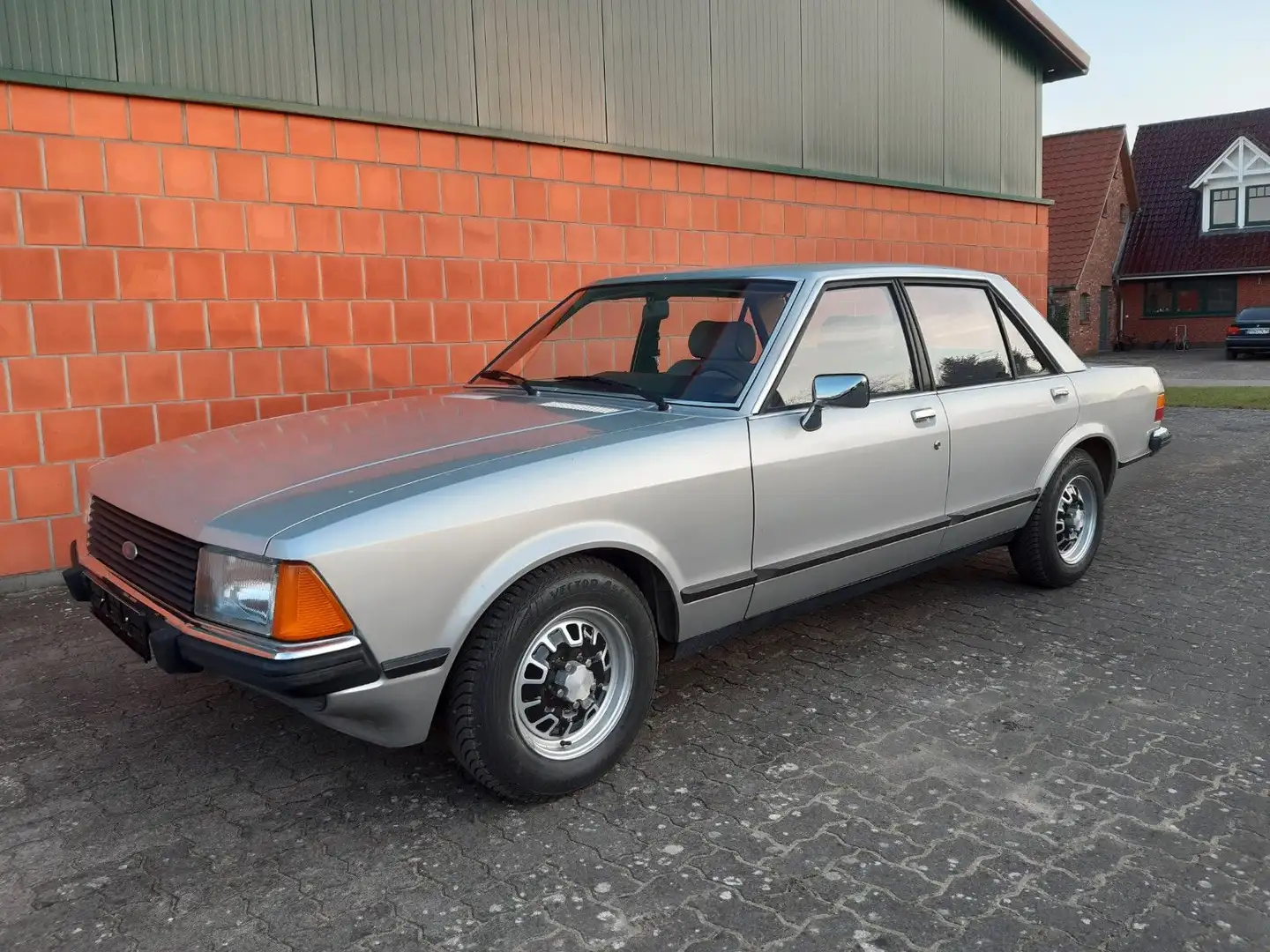 Ford Granada MK 2 - 2,0 Automatik - erst 78000 Km. Plateado - 1