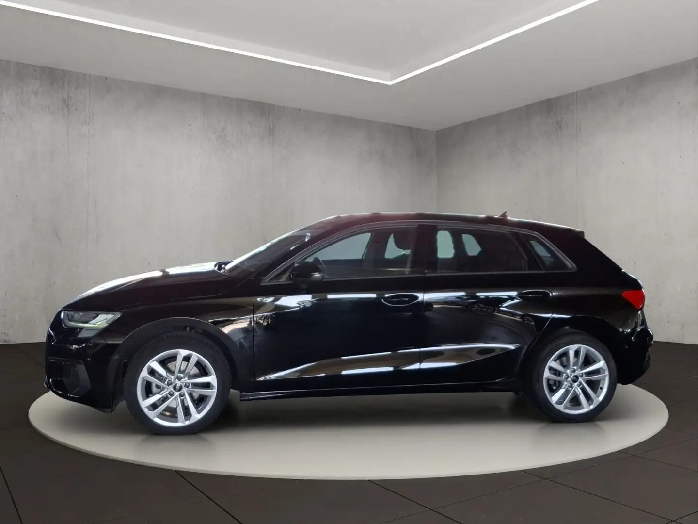 Audi A3 35 TFSI 110(150) kW(PS) Schaltgetri Zwart - 2