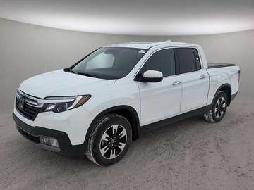 Touring: AWD/APPLE CARPLAY/LEATHER/SUNROOF/NAVIGAT