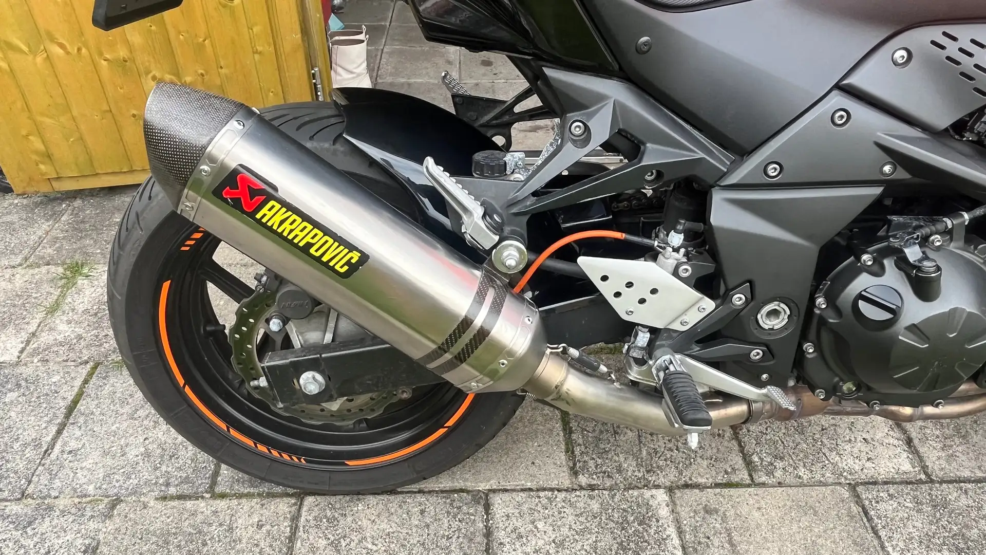 Kawasaki Z 750 Kawasaki Z750 2008 Pomarańczowy - 2