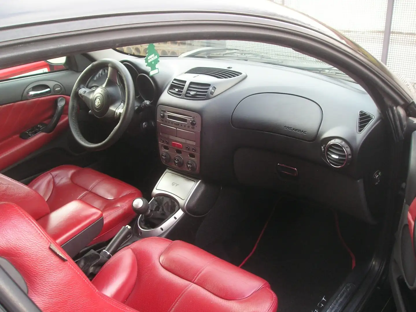 Alfa Romeo GT 1.9 jtd mjt Progression Чорний - 1