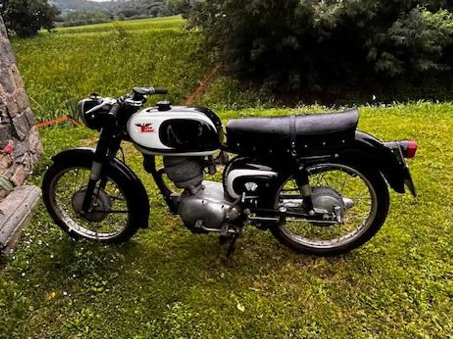 Moto Morini 175 Tresette Blanc - 2