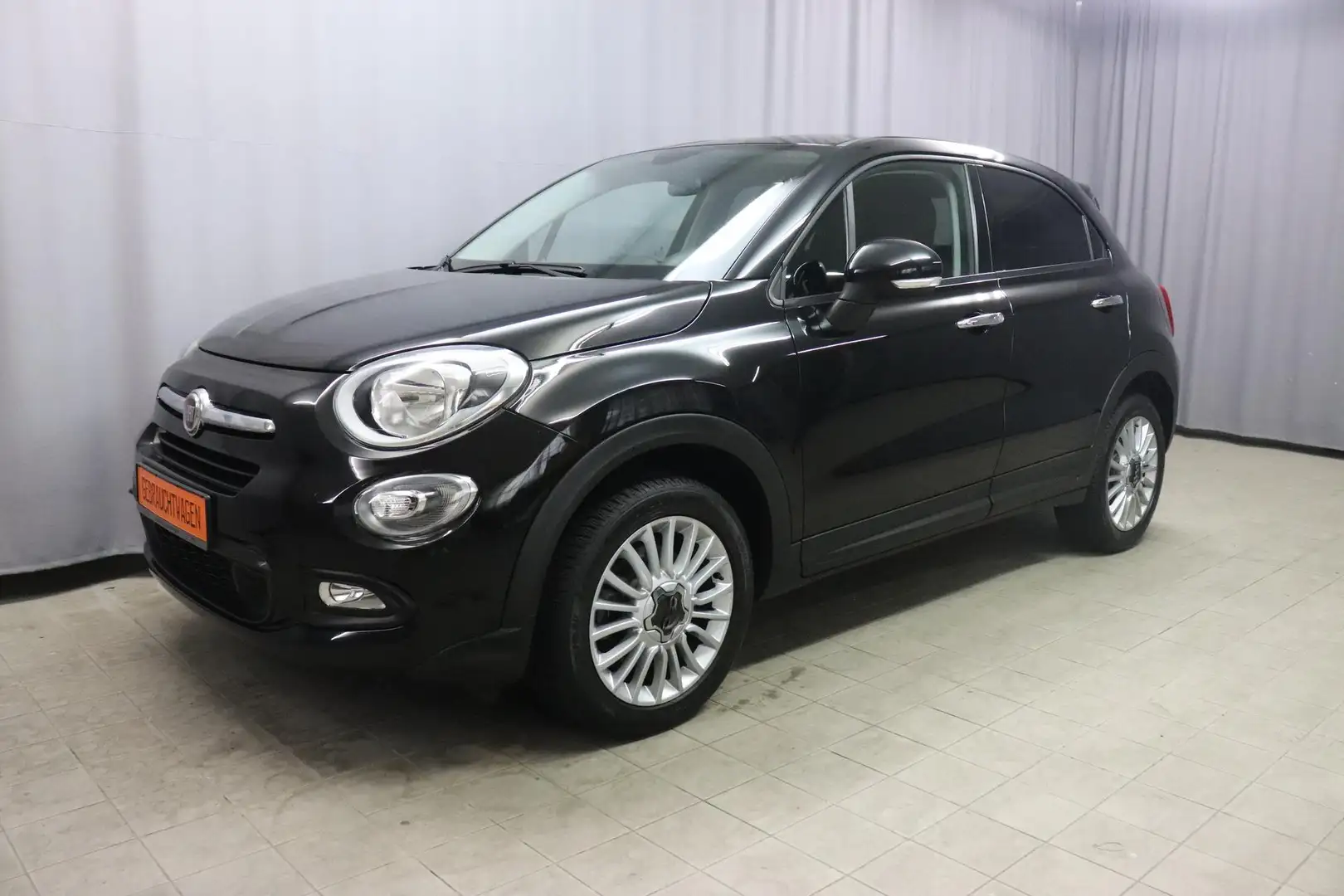 Fiat 500X Pop Star 1.4 103kW Komfort Paket, 2-Zonen-Klima... Schwarz - 2
