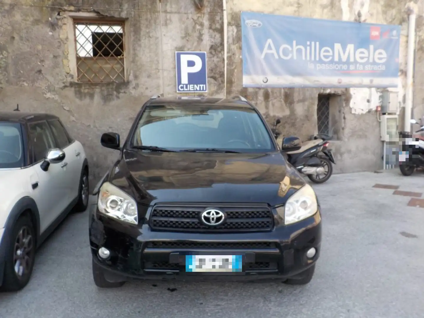 Toyota RAV 4 RAV4 2.2 D-4D 136CV Zwart - 1