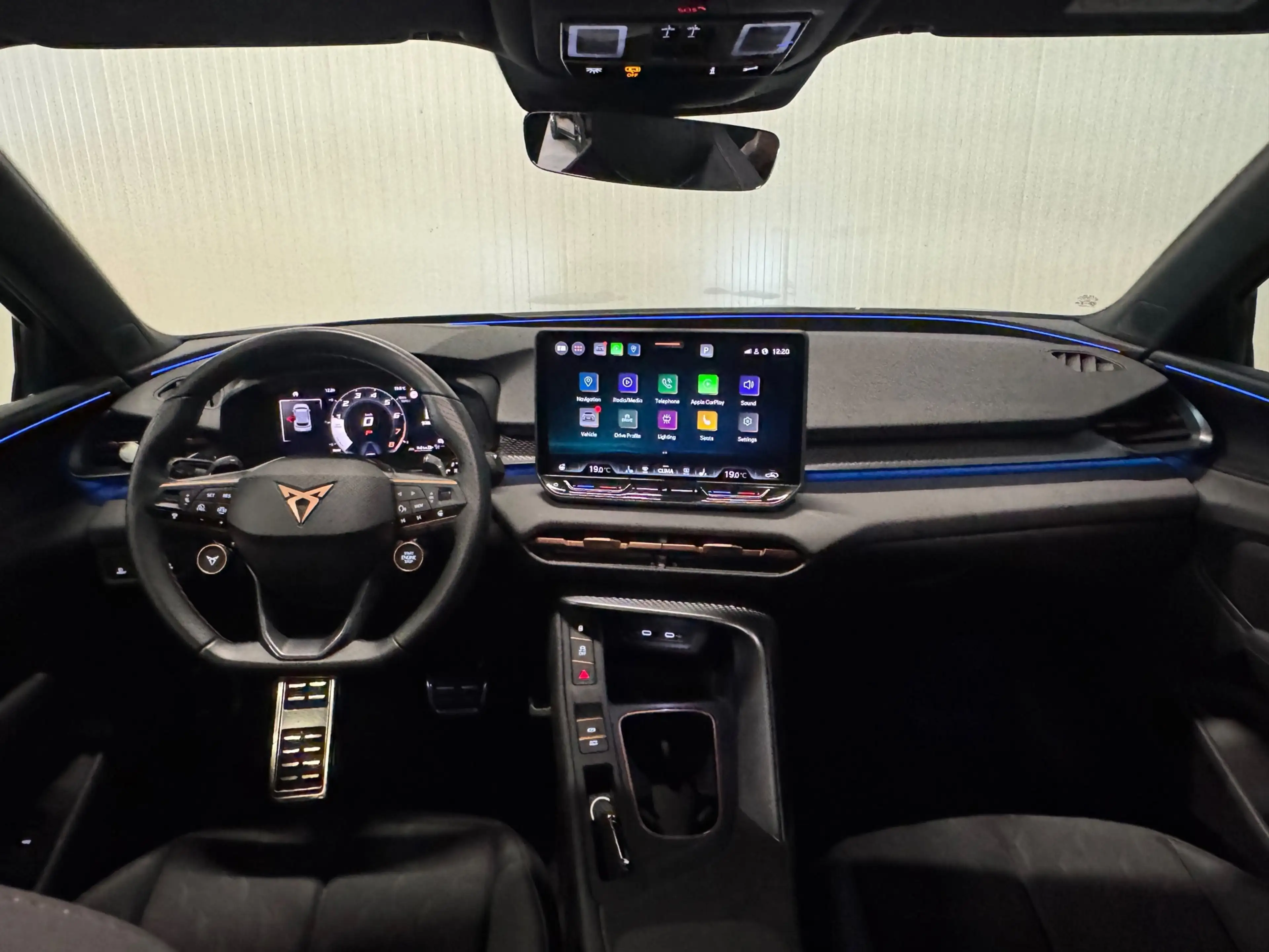 CUPRA Terramar 1.5 eTSI VZ Perfomance | PANO | HUD | 360 CAMERA | — photo 3