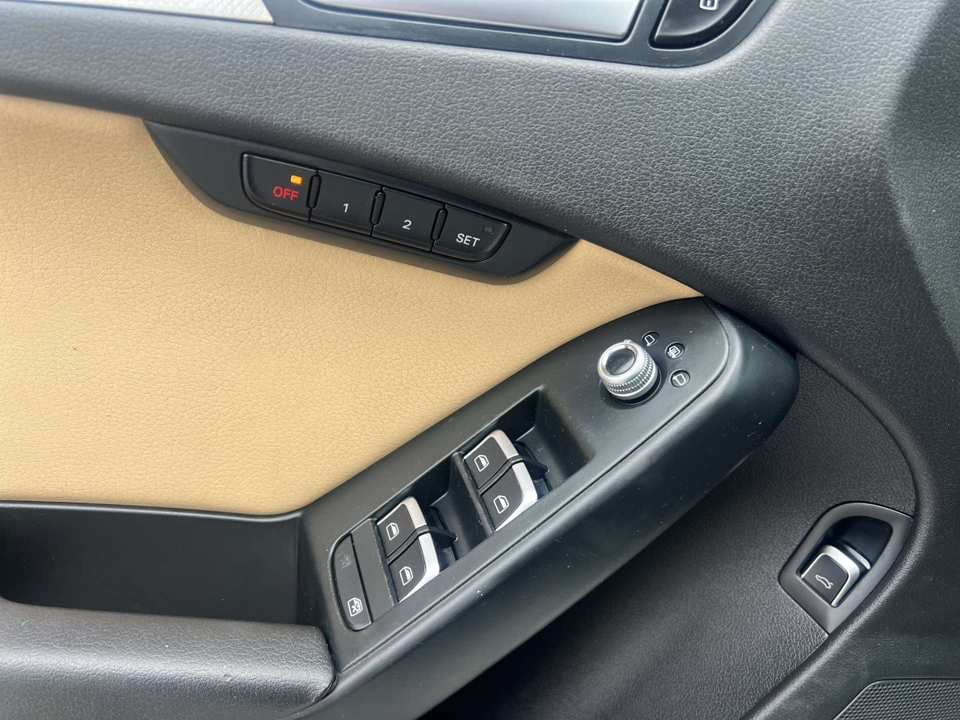 2013 Audi A4 Premium Quattro thumb 21