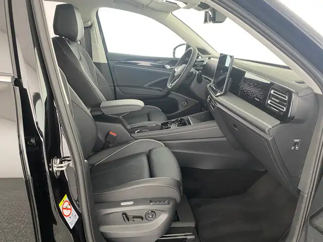 Volkswagen Tiguan view 10