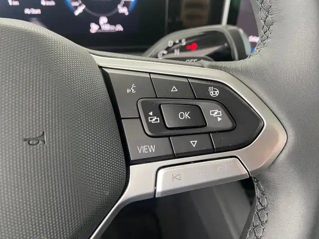 Volkswagen Tiguan view 14