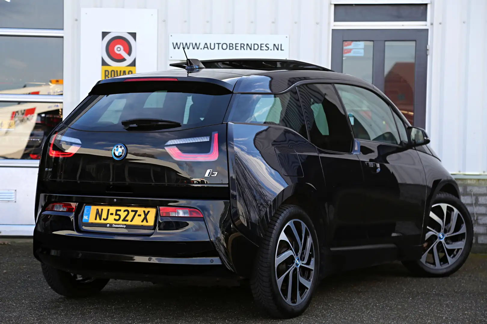 BMW i3 Basis 94Ah 33 kWh*NL-Auto*ACC/Pano/Schuifdak/Harma Blauw - 2