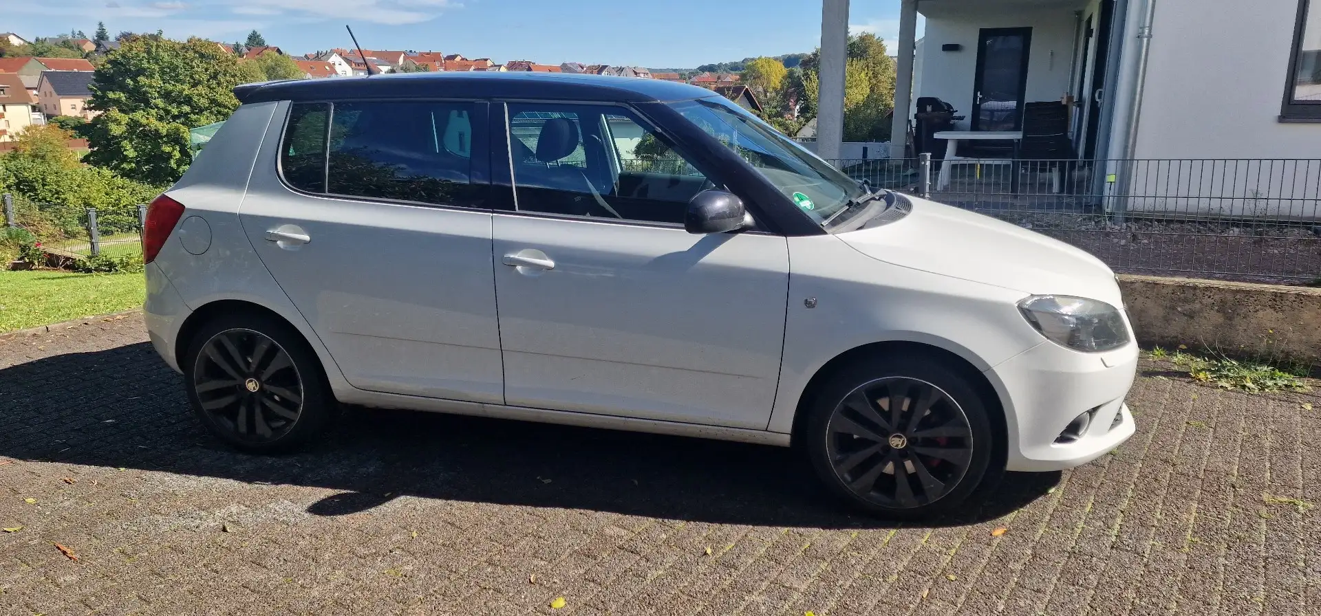 Skoda Fabia 1.4 TSI DSG RS Weiß - 2