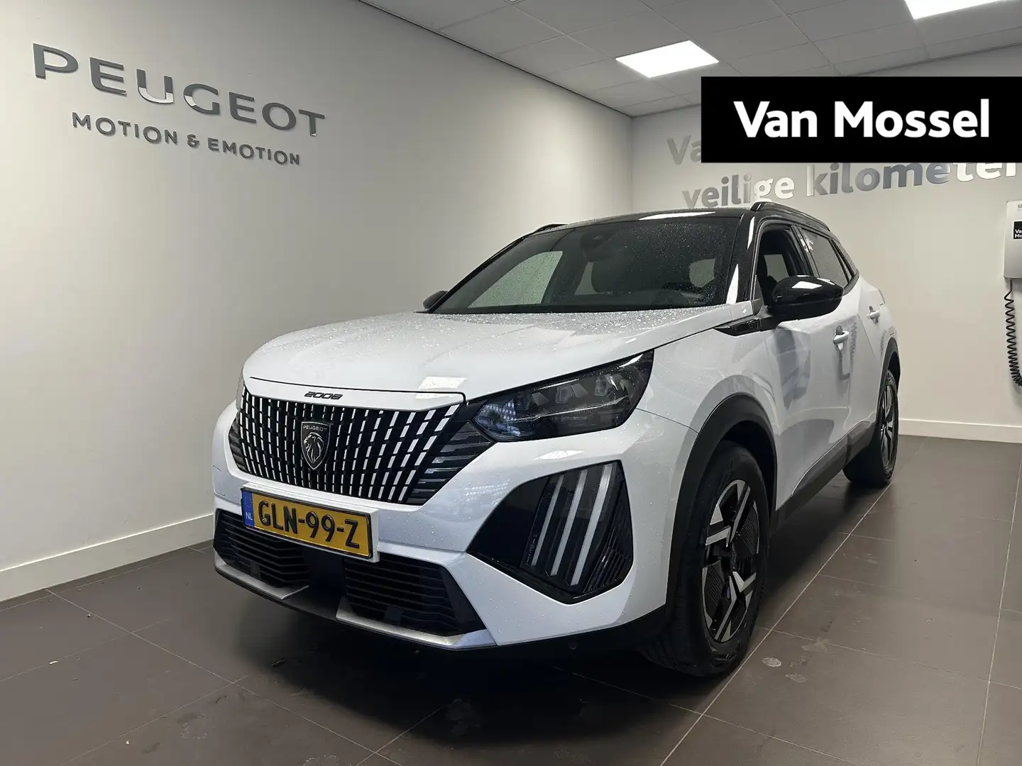 Peugeot 2008 1.2 Hybrid 136 GT | Navigatie | Apple Carplay/Andr Blanc - 1