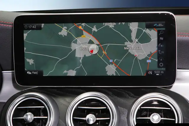 Mercedes-Benz C-Class view 11