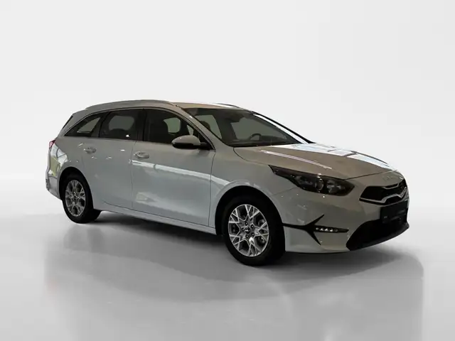 Kia Ceed view 7
