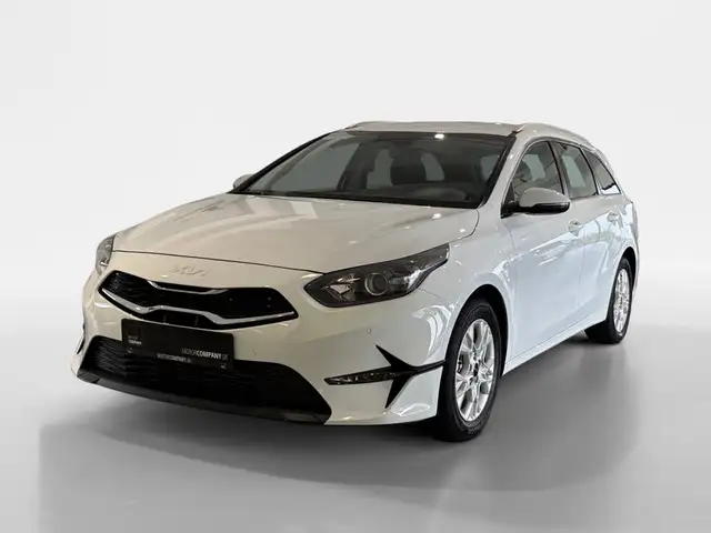 Kia Ceed view 2