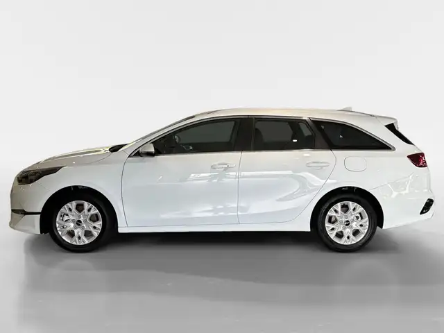 Kia Ceed view 3