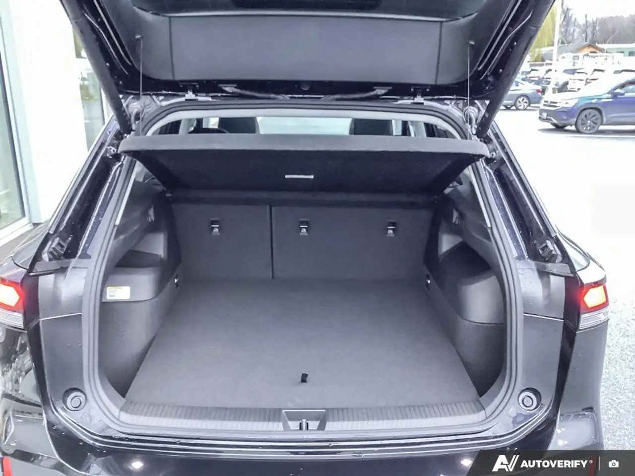 Volkswagen Tiguan снимка Volkswagen Tiguan