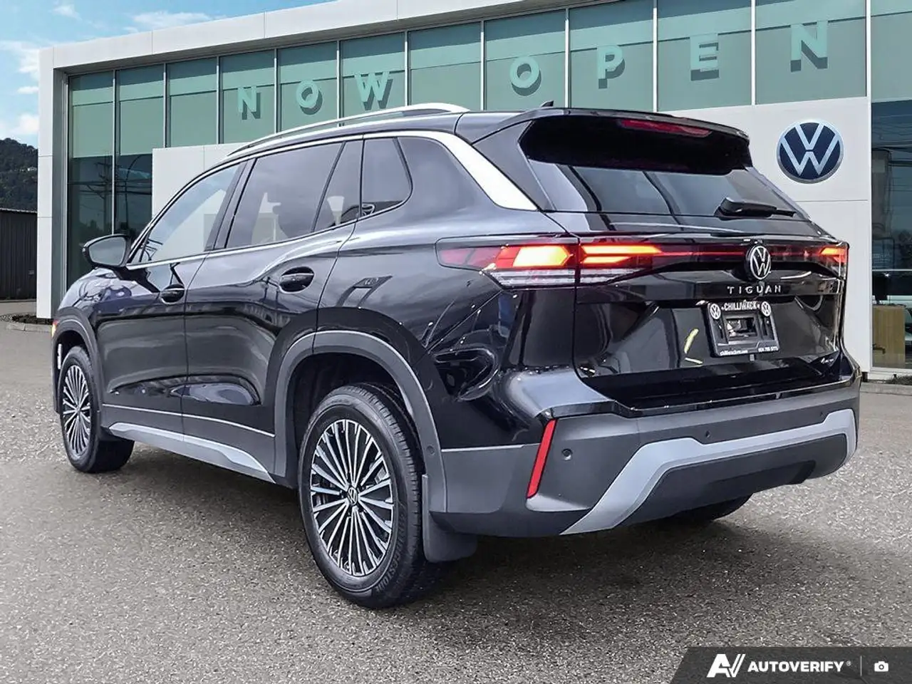 Volkswagen Tiguan снимка Volkswagen Tiguan