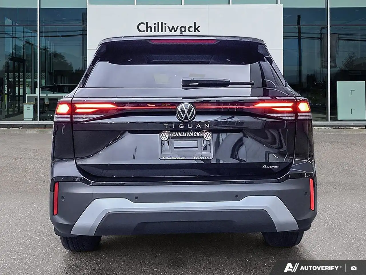 Volkswagen Tiguan снимка Volkswagen Tiguan