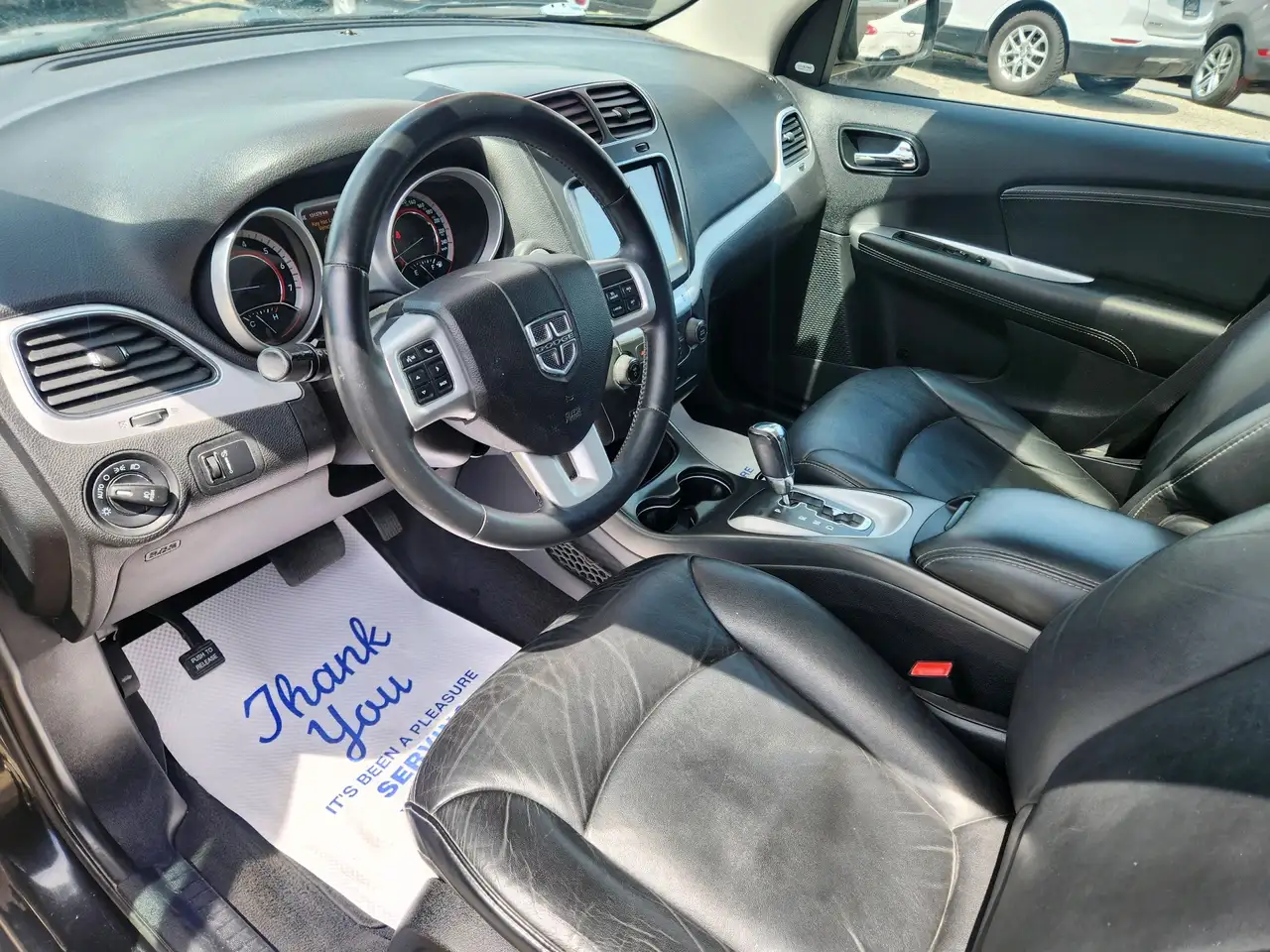 Dodge Journey снимка Dodge Journey
