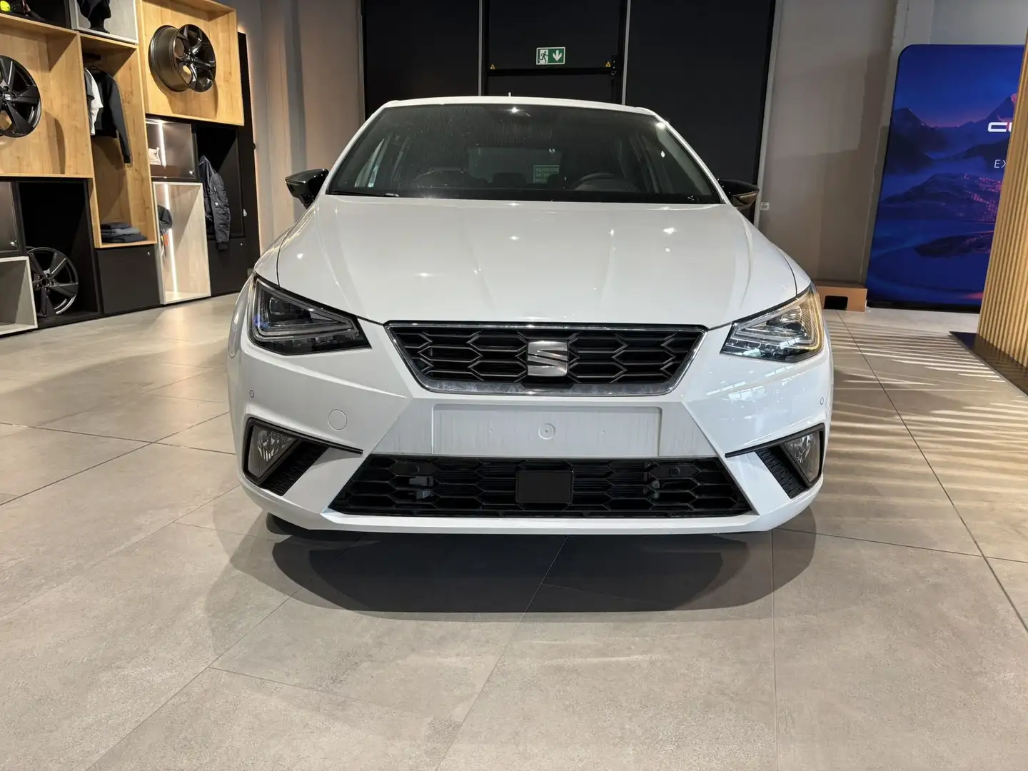 SEAT Ibiza Ibiza 1.0 EcoTSI 115 CV 5 porte FR Km Zero Bianco - 2
